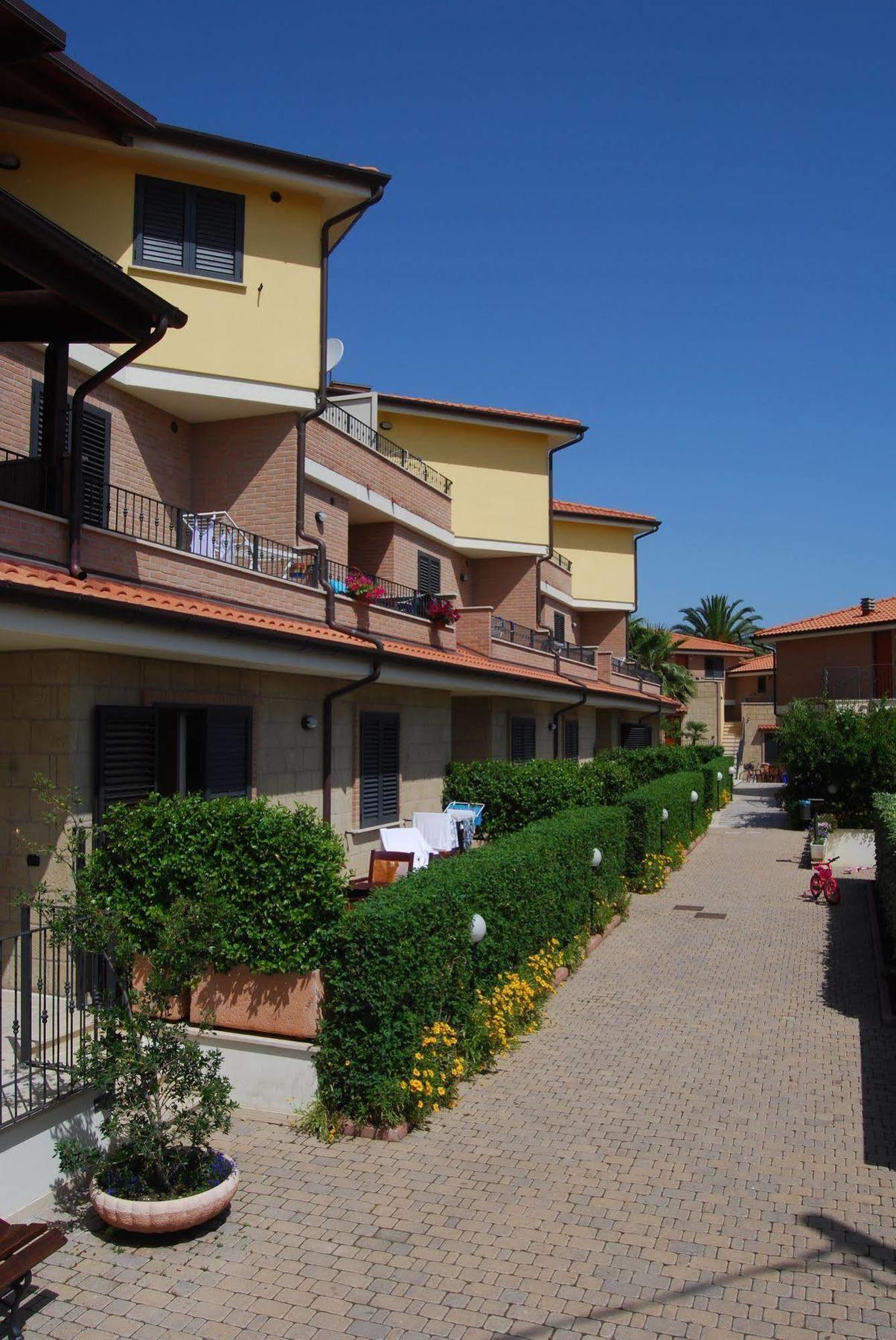 Residence Il Borgo Tortoreto Extérieur photo